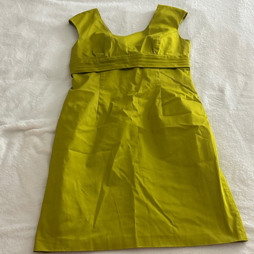 Jones New York Chartreuse Midi Dress